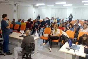 Foto Reuniao