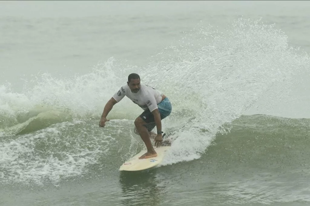 Outra lenda do surf brasileiro que estará em Navegantes Jojo de Olivença Foto Márcio