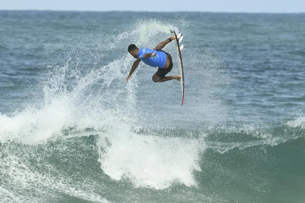 Michael Rodrigues laybackpro marciodavid web