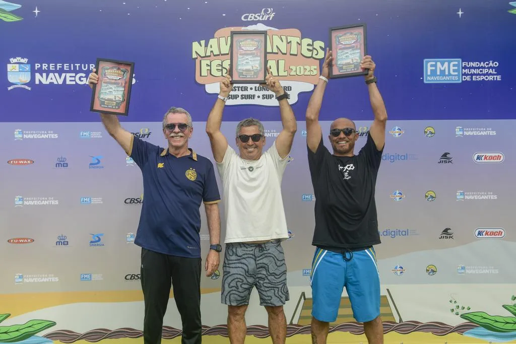456601 1170098 campeoesetapa cbsurf navegantes dia3 marciodavidphoto00030151 web