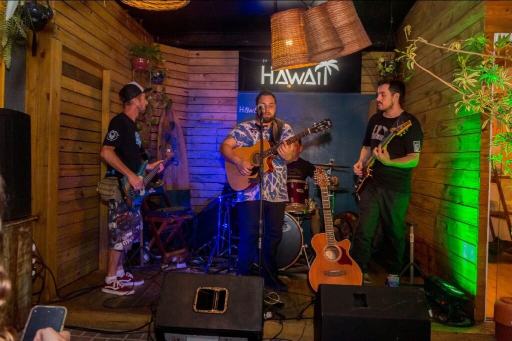 Entrega da premiação no Hawaii Circuito ASM 2024 Foto @jefpereiraphoto