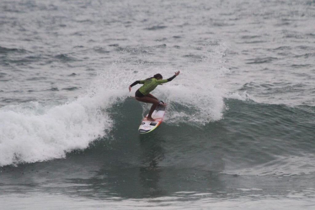Imagens do Circuito Storm Kids 2025 realizado na Praia da Ferrugem em Garopaba SC Foto Monkey 5