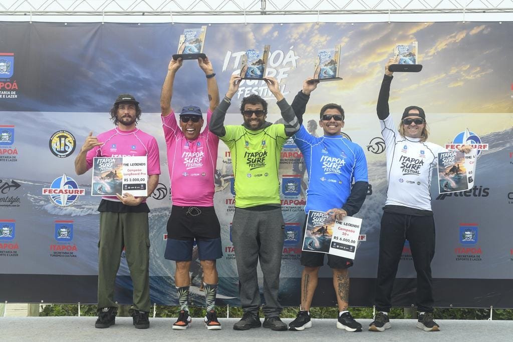 Campeoes em Itapoa Marcio David Fecasurf